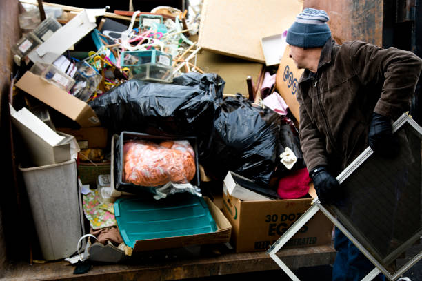 Best Attic Cleanout  in Savannah, TN